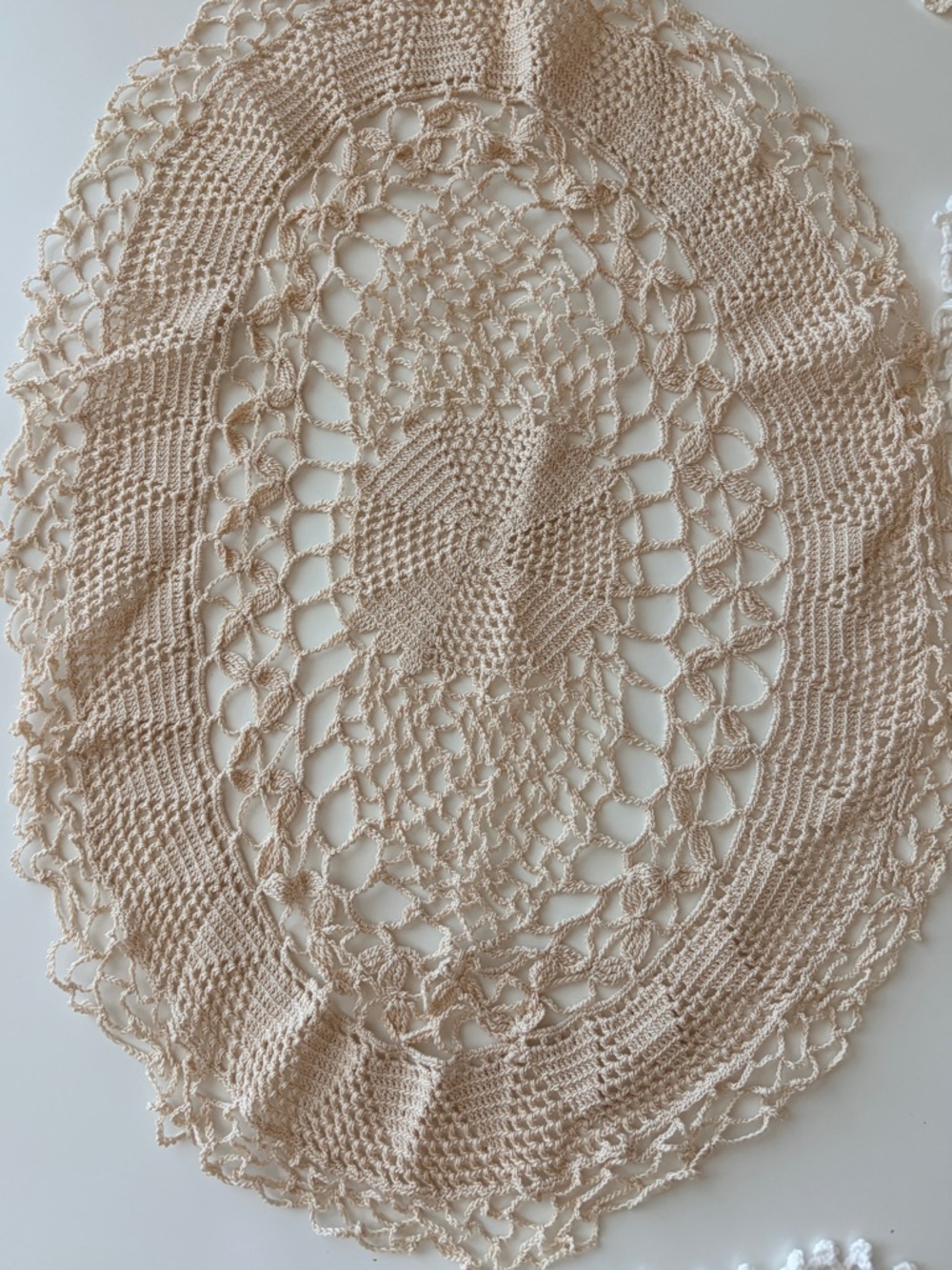Doily Set - Picture 6 of 12